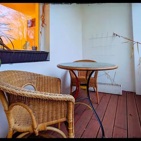 Apartman 70qm Etagenwohnung Mit Loggia Nahe Uni Kh