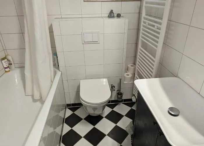 70qm Etagenwohnung Mit Loggia Nahe Uni Kh Essen