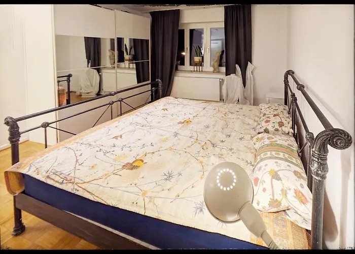 70qm Etagenwohnung Mit Loggia Nahe Uni Kh